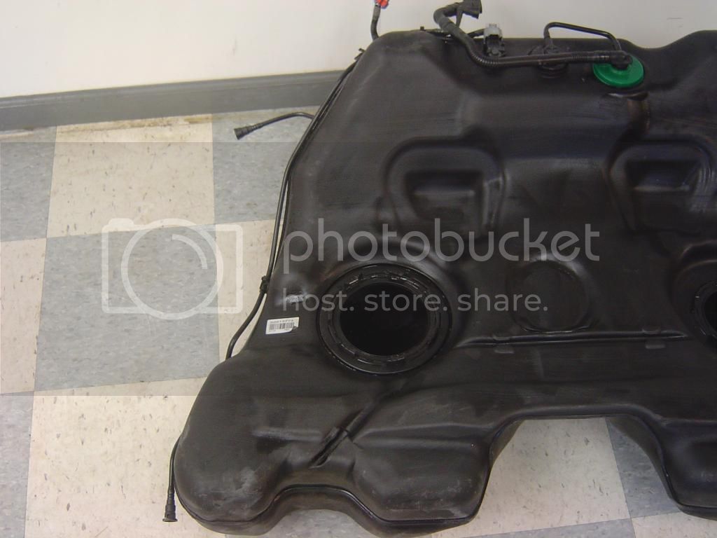 How Big Is A Pontiac G8 Gt Gas Tank H?