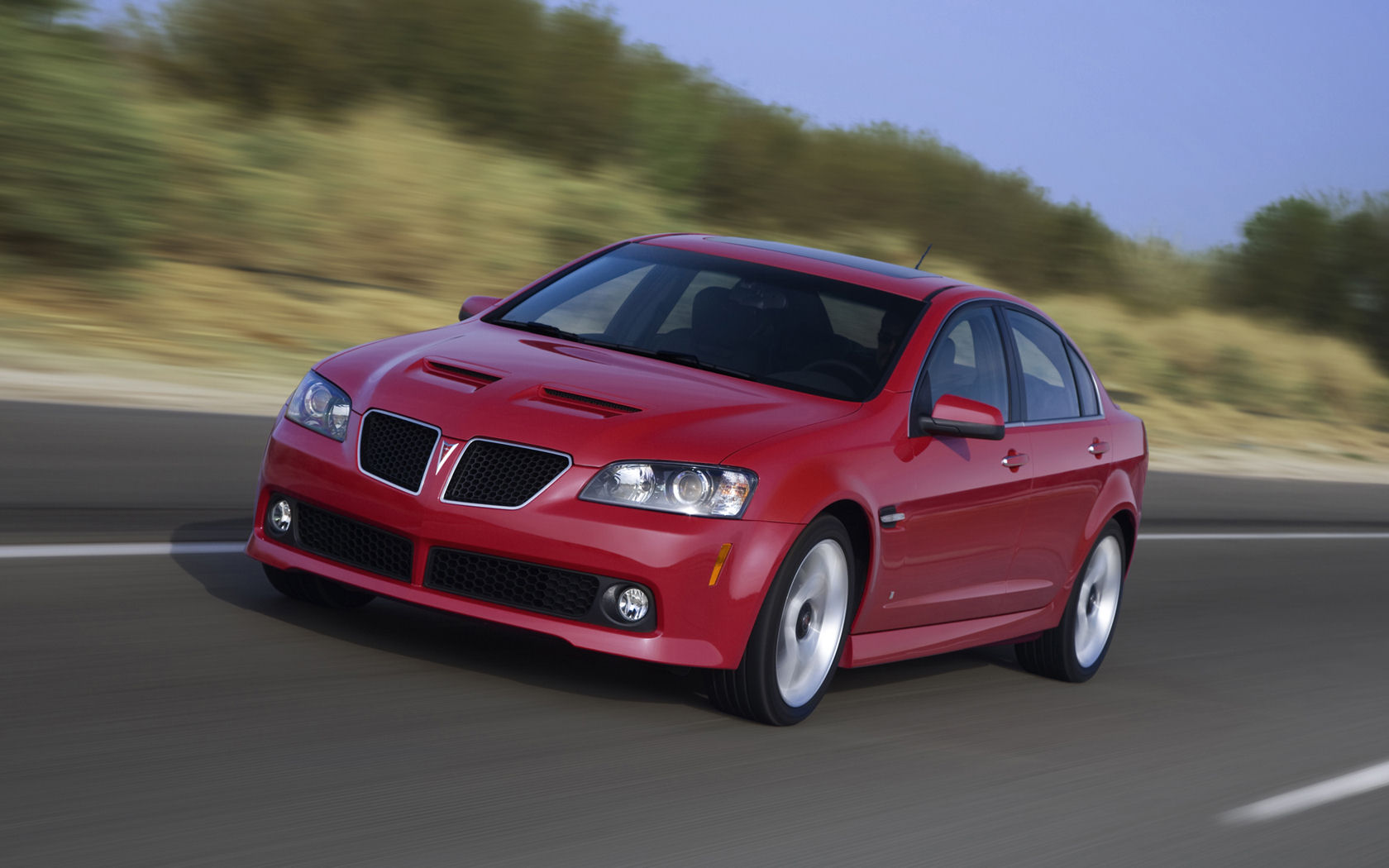 Is A Pontiac G8 A V6 Or V8?